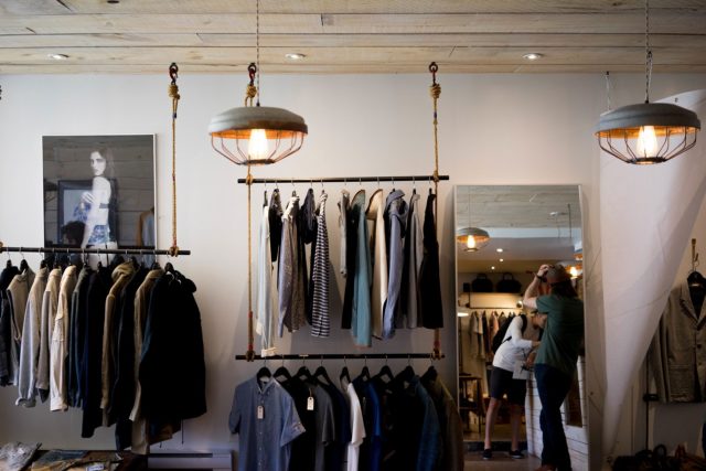 clothing-store-984396_1920 (1)