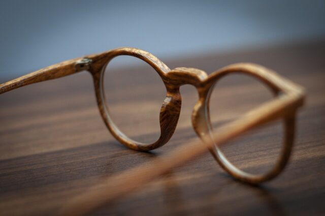 glasses-5486967_1280