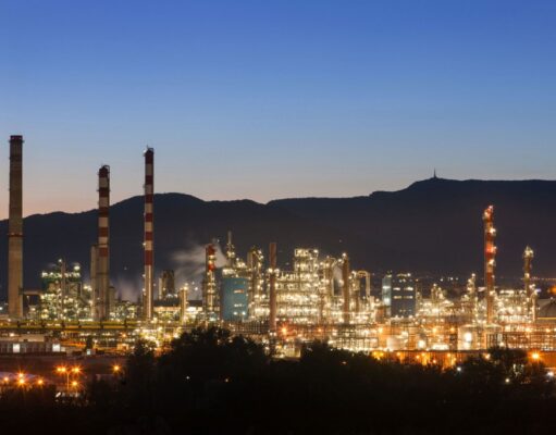 El sector químic reclama compromís de les institucions per garantir el futur petroquimica quimica tarragona