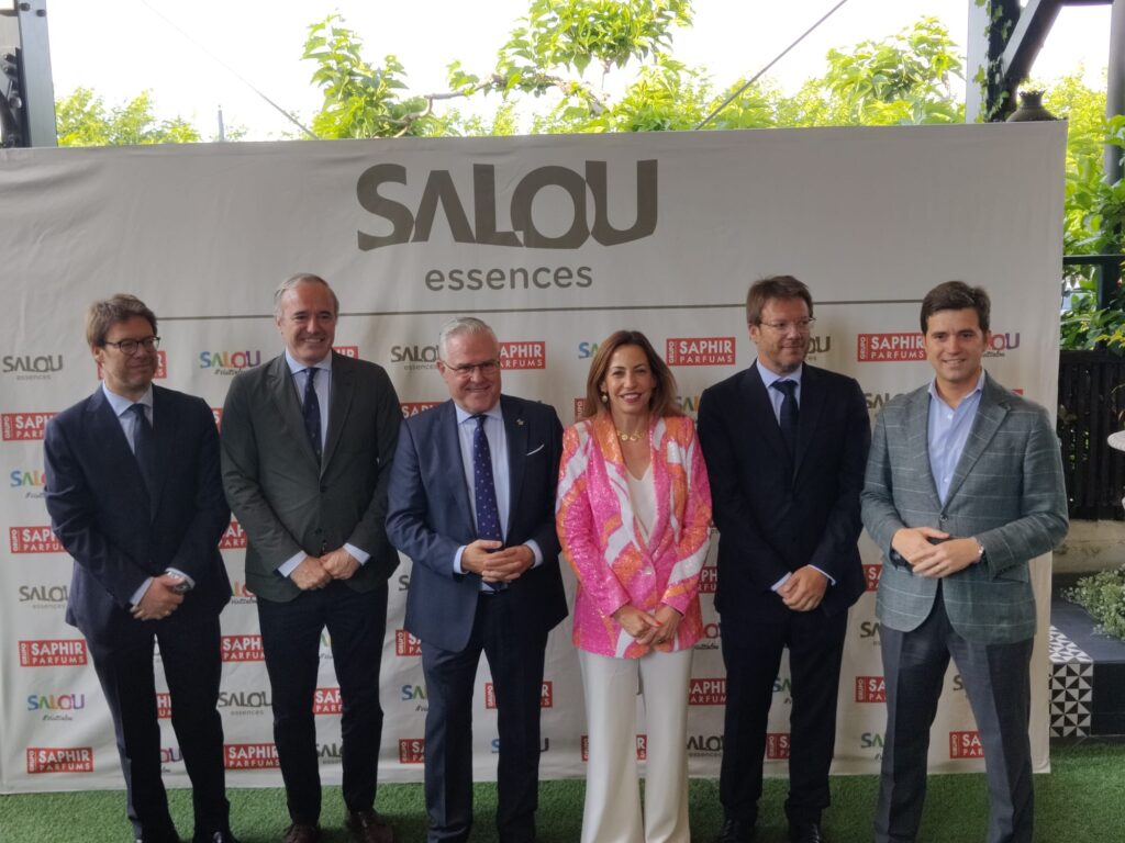 L'alcalde de Salou, Pere Granados, acompanyat pel president del Govern de l'Aragó i l'alcaldessa de Saragossa.