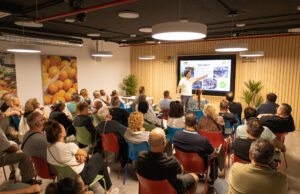 Mercats de Tarragona inicia una formació per als paradistes dels mercadets