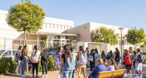 Carrer Major | Els psicòlegs alerten de la normalització d’insults entre infants i adolescents
