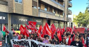 TGN Info | Tarragona se suma a la vaga estatal contra el bullying amb una marxa d’estudiants