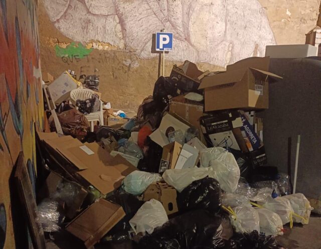 Brossa neteja contenidors Tarragona FCC