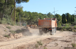 En marxa les obres de l’aparcament provisional de l’estació de l’AVE