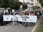Nou capítol del serial de la brossa: La manifestació per una Tarragona més neta Foto TGN NETA