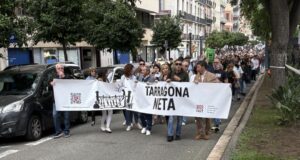 Nou capítol del serial de la brossa: La manifestació per una Tarragona més neta Foto TGN NETA