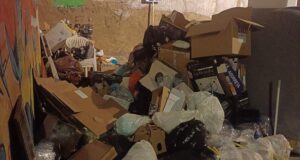 FCC marxa per la porta gran: Sense recollir la brossa durant tres dies