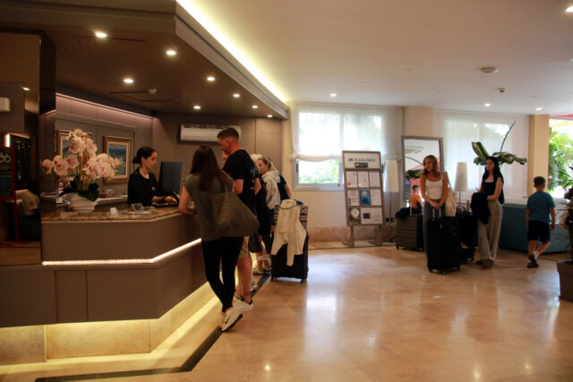 Turistes turisme hotel