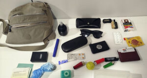 Detingut ‘in fraganti’ un home a Vila-seca per robar a l’interior de tres vehicles