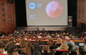 Prop de 300 alumnes participen al “Mira’m 2025”