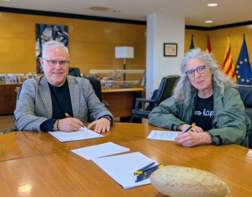 Salou signa un conveni per reforçar l’acompanyament a la gent gran