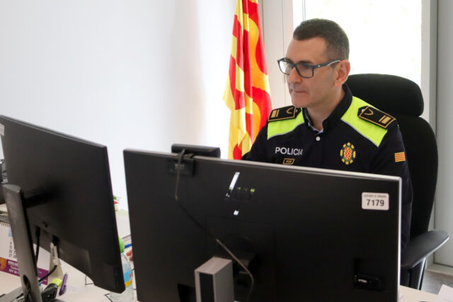 b7ba68ef-6c92-4eef-a9bc-90b15a442f4f