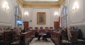 Aprovats els pressupostos del 2026 de Reus amb els únics vots favorables de l’equip de govern