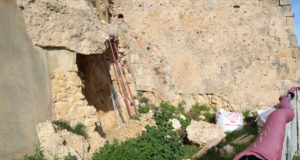 La muralla romana pateix un despreniment a causa de les pluges