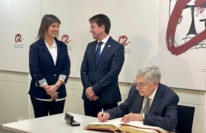 La URV reconeix amb un honoris causa la trajectòria global de Carlos Martínez Shaw