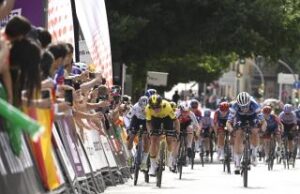 La Volta ciclista a Catalunya vive la tercera etapa en el Camp de Tarragona