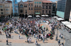 TGN Info | El rebuig social contra la MAT Aragó – Catalunya s’exhibeix amb una manifestació unitària pel centre de Reus