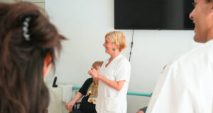 El Joan XXIII promou la relació entre metges i pacients amb Parkinson