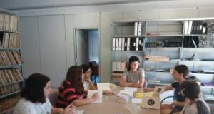 Reus impulsa el club de lectura i expressió creativa «Adolescents amb veu pròpia»