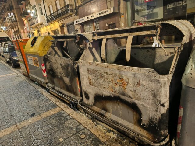 contenidors cremats Tarragona