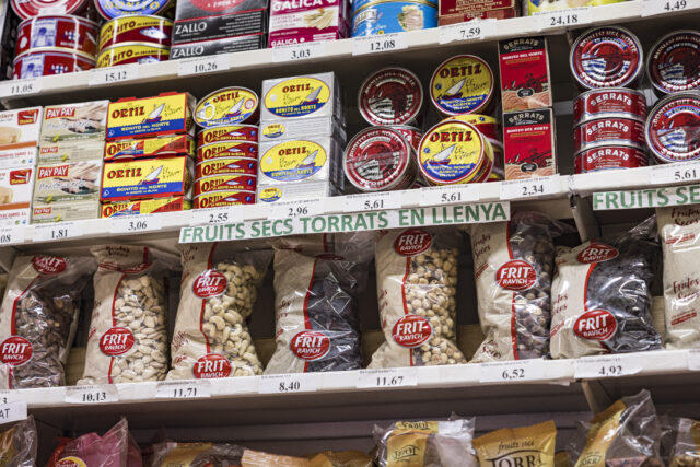 supermercat produvtes menjar