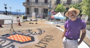 Edu Polo culmina el mural del Tour a Tarragona abans de l’arribada de la cursa