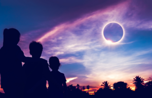 Comença el compte enrere: així és la primera previsió del temps per a l’eclipsi total del 12 d’agost Eclipsi