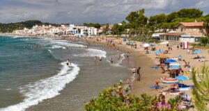 Un nou mapa interactiu centralitza la informació d’accessibilitat a les platges de la Costa Daurada