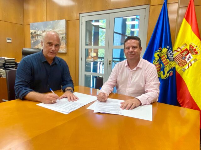 FIRMA CONVENI PARC Samà Cambrils