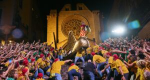 Com va començar la Baixada de l’Àliga de Tarragona?