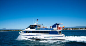 Mor un turista en saltar d’un ferri en marxa que feia la ruta entre Cambrils i Salou