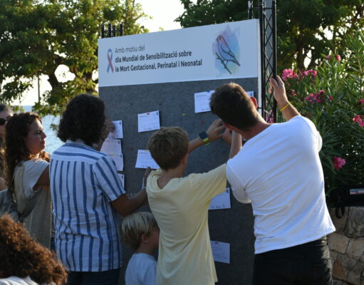 Tarragona reivindica el dret de les famílies a viure i expressar el dol gestacional, perinatal i neonatal