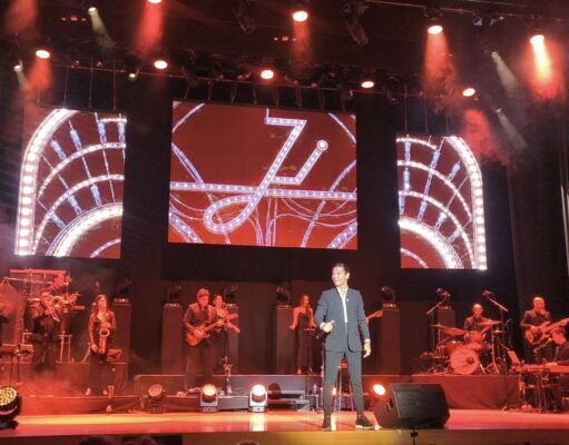 La simpatia de Julio Iglesias junior enamora Tarragona