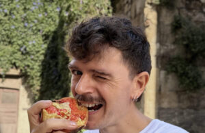 Una magrana vermella protagonitza la nova imatge del Festival REC de Tarragona