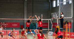 Estrena impecable a casa a Primera Nacional Femenina del Volei Sant Pere i Sant Pau (3-0)